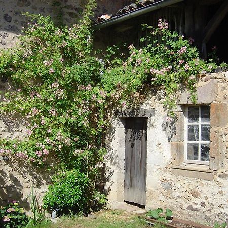 Bed and Breakfast Les Trois Chenes Videix Екстер'єр фото