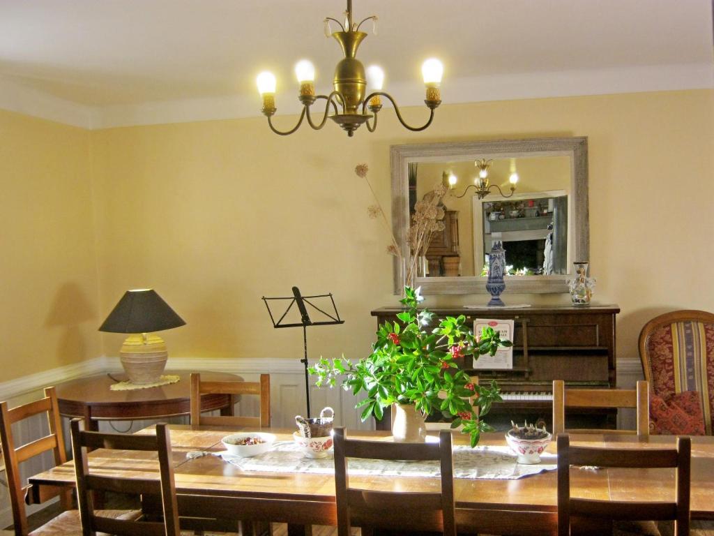 Bed and Breakfast Les Trois Chenes Videix Екстер'єр фото
